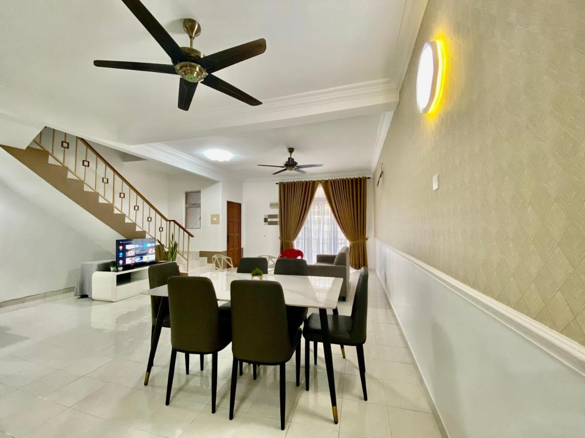 Willa Comfy Sutera Seberang Jaya Kampong Belah Dua Zewnętrze zdjęcie